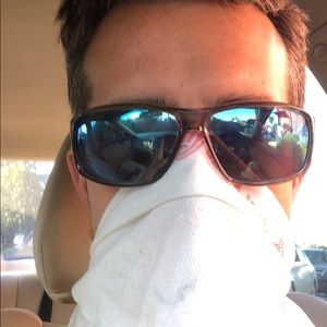 Meet your Posher, Philip